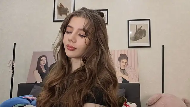 dolly ll online show from July 5, 1:29 pm