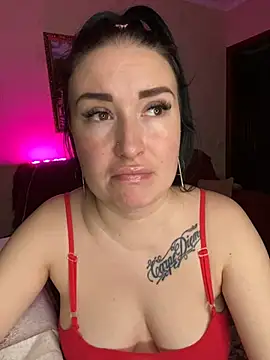 Roxana Bell online show from February 28, 7:14 pm