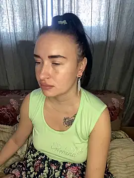 Snapshot of Roxana_Bell chatting on March 29, 9:53 am Roxana Bell online show from March 29, 9:53 am