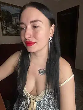 Snapshot of Roxana_Bell chatting on April 3, 7:56 pm Roxana Bell online show from April 3, 7:56 pm