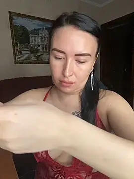 Snapshot of Roxana_Bell chatting on April 17, 7:50 pm Roxana Bell online show from April 17, 7:50 pm