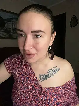 Snapshot of Roxana_Bell chatting on May 11, 9:34 pm Roxana Bell online show from May 11, 9:34 pm