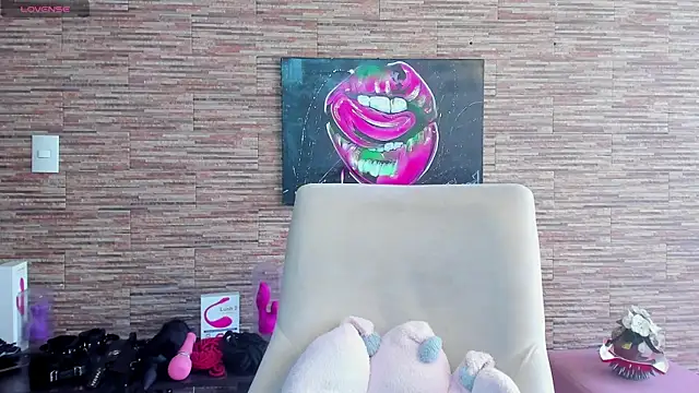 alice cullenbbw online show from January 6, 2:36 pm