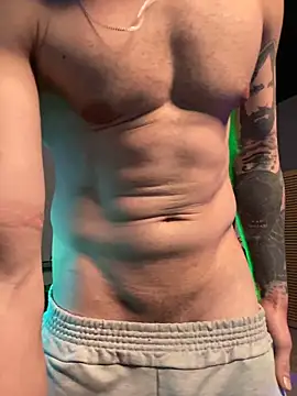 Snapshot of MachineDien chatting on November 9, 11:25 pm MachineDien online show from November 9, 11:25 pm