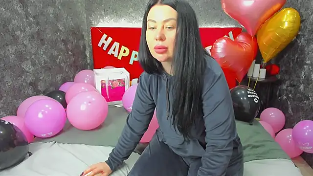 LayaFlow online show from February 9, 12:41 pm