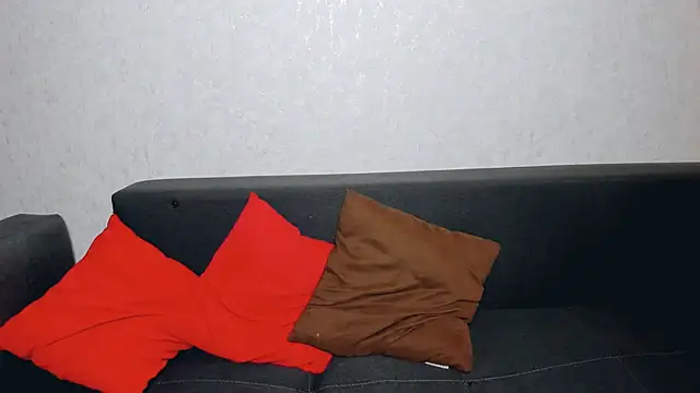 LayaFlow online show from October 18, 1:12 pm