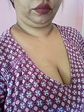 Ravina patil1 online show from April 30, 9:26 am