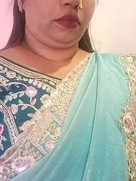 Snapshot of Ravina_patil1 chatting on June 29, 8:09 am Ravina patil1 online show from June 29, 8:09 am