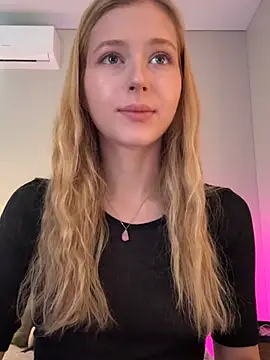 Snapshot of LunaRase chatting on July 16, 4:40 am LunaRase online show from July 16, 4:40 am