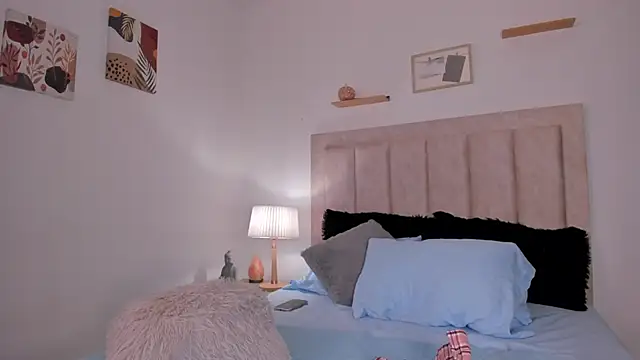 Avaline Blancx online show from January 25, 3:09 am