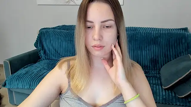 Mia shy1 online show from February 4, 7:18 am