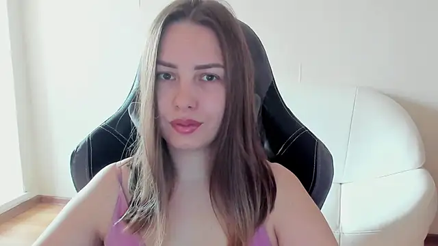 Mia shy1 online show from May 13, 5:05 am