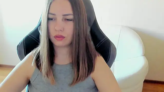 Mia shy1 online show from May 18, 4:51 am