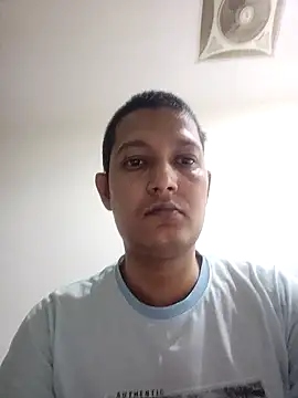 Snapshot of daddylove87 chatting on September 14, 8:13 am daddylove87 online show from September 14, 8:13 am