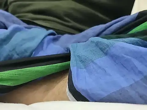 Snapshot of daddylove87 chatting on December 22, 12:35 pm daddylove87 online show from December 22, 12:35 pm