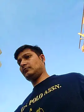 Snapshot of daddylove87 chatting on February 23, 3:59 am daddylove87 online show from February 23, 3:59 am