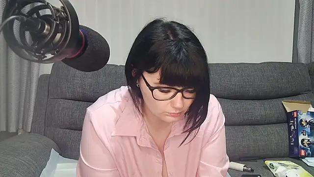 Snapshot of SquirtingIrishShannon chatting on January 27, 8:39 pm SquirtingIrishShannon online show from January 27, 8:39 pm