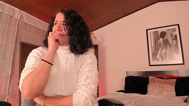 Snapshot of Moony_14 chatting on November 27, 1:24 pm Moony 14 online show from November 27, 1:24 pm