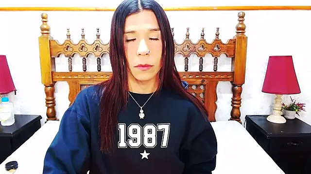 Snapshot of SaraSofia44 chatting on January 12, 8:25 am SaraSofia44 online show from January 12, 8:25 am