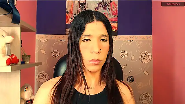 Snapshot of SaraSofia44 chatting on March 11, 5:16 am SaraSofia44 online show from March 11, 5:16 am