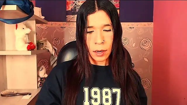 Snapshot of SaraSofia44 chatting on March 14, 4:21 am SaraSofia44 online show from March 14, 4:21 am