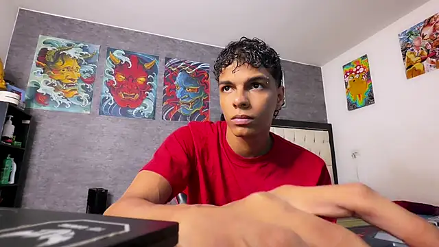 Snapshot of james_dreams_ chatting on July 12, 4:14 am james dreams online show from July 12, 4:14 am