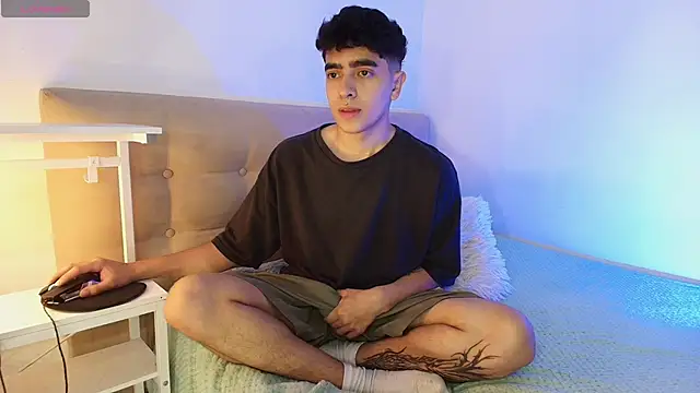 Snapshot of _nickconnor01 chatting on October 26, 4:40 am nickconnor01 online show from October 26, 4:40 am