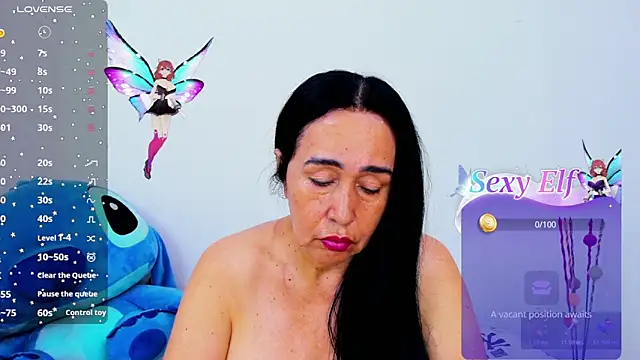 Snapshot of HorniestMilf chatting on May 6, 8:14 pm HorniestMilf online show from May 6, 8:14 pm