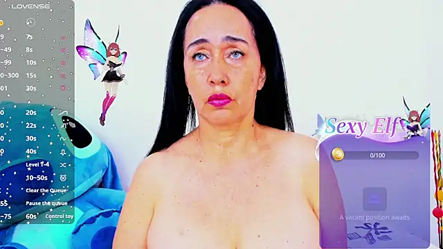 Snapshot of HorniestMilf chatting on May 14, 8:26 pm HorniestMilf online show from May 14, 8:26 pm