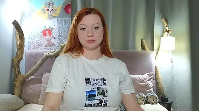 Snapshot of MileyMiller chatting on May 8, 3:06 pm MileyMiller online show from May 8, 3:06 pm