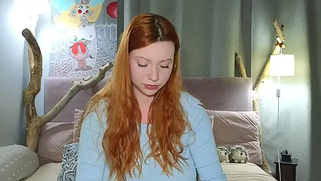 Snapshot of MileyMiller chatting on May 20, 2:56 pm MileyMiller online show from May 20, 2:56 pm