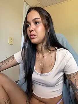 Snapshot of poliannaxx chatting on September 11, 2:17 pm poliannaxx online show from September 11, 2:17 pm