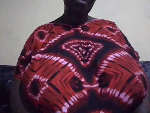 Snapshot of pritty-leila chatting on June 7, 12:31 pm pritty-leila online show from June 7, 12:31 pm