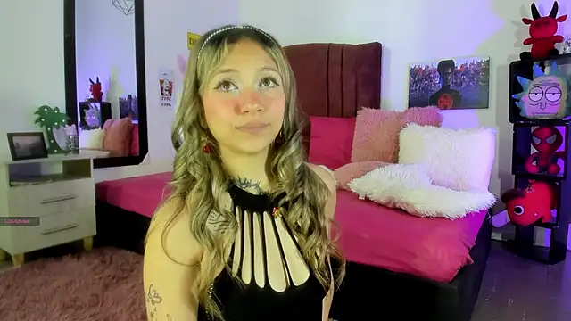 alisson zafiro  online show from January 25, 9:04 am