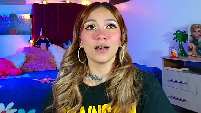 alisson zafiro  online show from September 22, 3:08 am