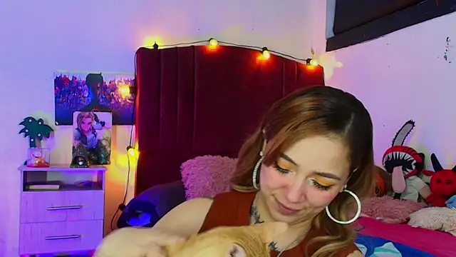 alisson zafiro  online show from November 1, 3:19 am