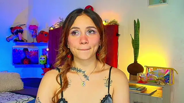 alisson zafiro  online show from March 2, 7:26 am