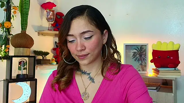 alisson zafiro  online show from May 20, 3:24 am