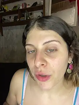 Snapshot of FlorBich chatting on August 1, 1:32 pm FlorBich online show from August 1, 1:32 pm