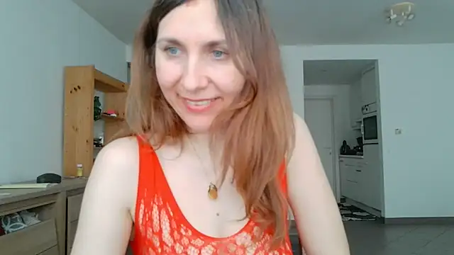 Snapshot of JasmineGlamour chatting on May 4, 7:15 am JasmineGlamour online show from May 4, 7:15 am