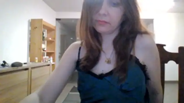 Snapshot of JasmineGlamour chatting on May 20, 4:07 am JasmineGlamour online show from May 20, 4:07 am