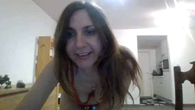 Snapshot of JasmineGlamour chatting on May 27, 1:57 am JasmineGlamour online show from May 27, 1:57 am