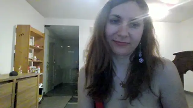 Snapshot of JasmineGlamour chatting on May 31, 3:26 am JasmineGlamour online show from May 31, 3:26 am