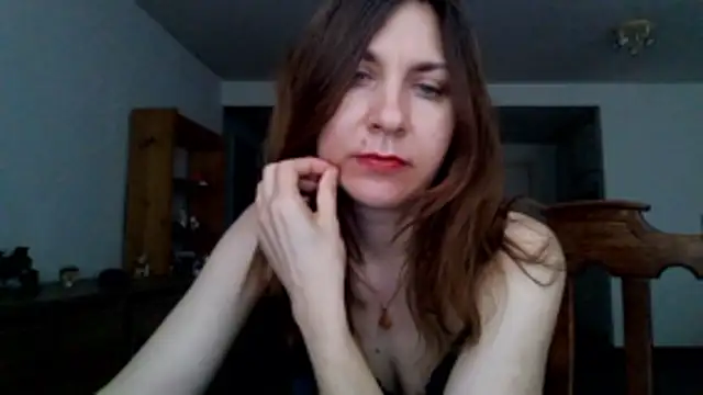 Snapshot of JasmineGlamour chatting on June 2, 5:53 am JasmineGlamour online show from June 2, 5:53 am