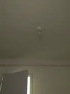 Snapshot of wedge75 chatting on January 15, 4:55 pm wedge75 online show from January 15, 4:55 pm