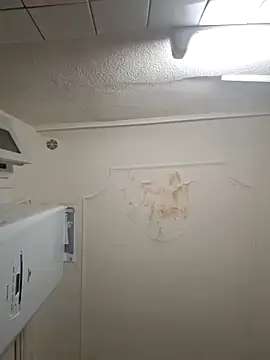 Snapshot of wedge75 chatting on February 7, 5:16 pm wedge75 online show from February 7, 5:16 pm