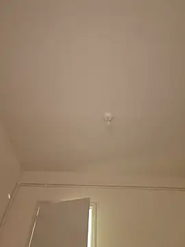 Snapshot of wedge75 chatting on February 17, 5:41 pm wedge75 online show from February 17, 5:41 pm