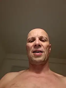 Snapshot of wedge75 chatting on March 16, 5:06 pm wedge75 online show from March 16, 5:06 pm