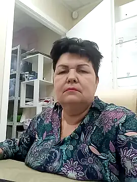 Snapshot of FantasyMichelle chatting on December 21, 1:42 pm FantasyMichelle online show from December 21, 1:42 pm