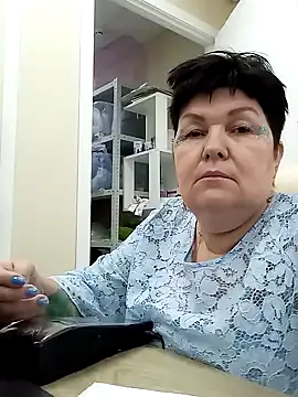 Snapshot of FantasyMichelle chatting on December 31, 12:15 pm FantasyMichelle online show from December 31, 12:15 pm